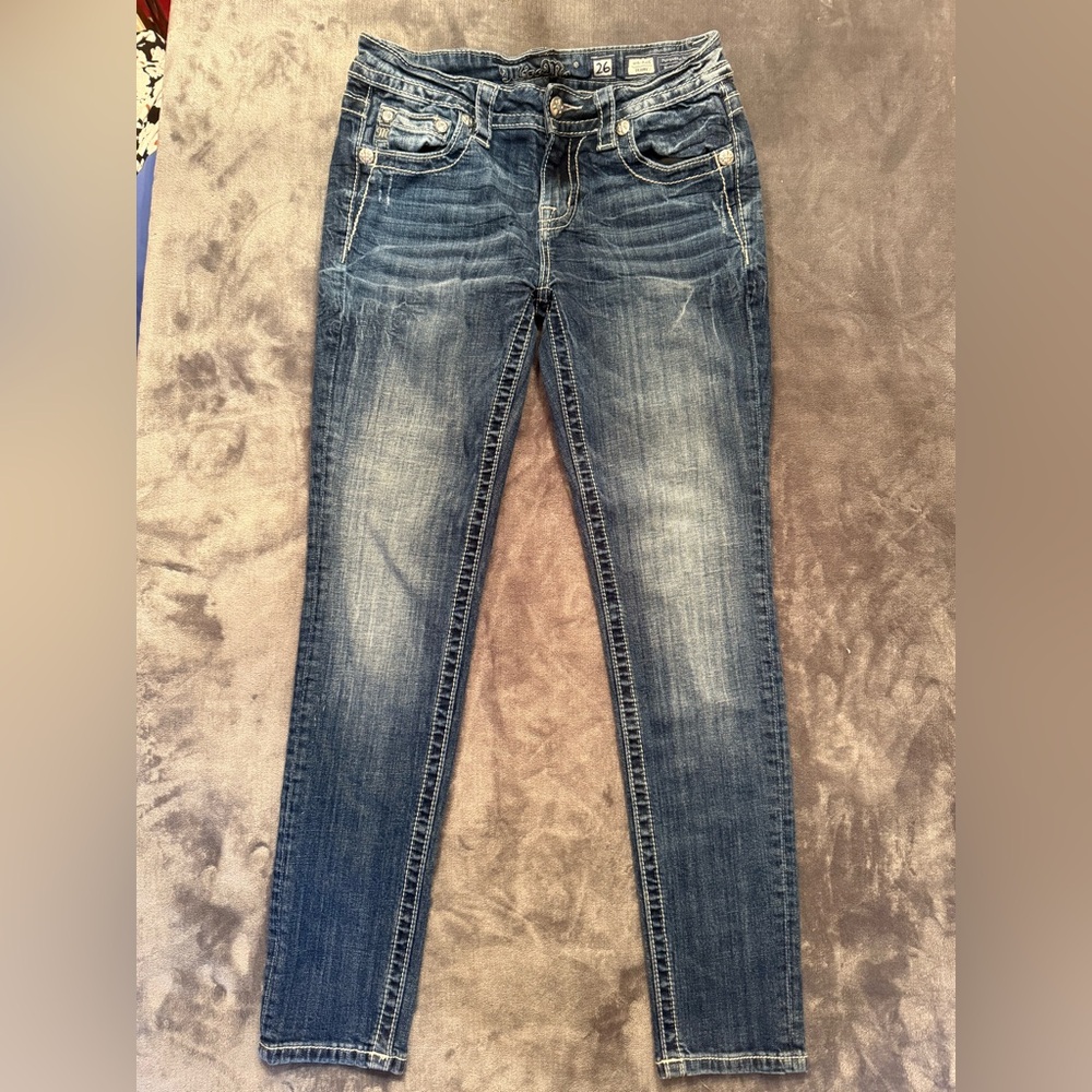 Miss Me Blue Jeans with detailed pockets